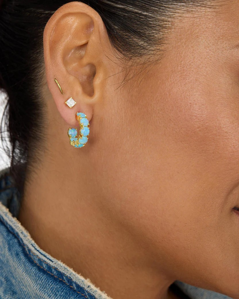 OH SHE FANCY .75' BLUE OPAL HOOPS