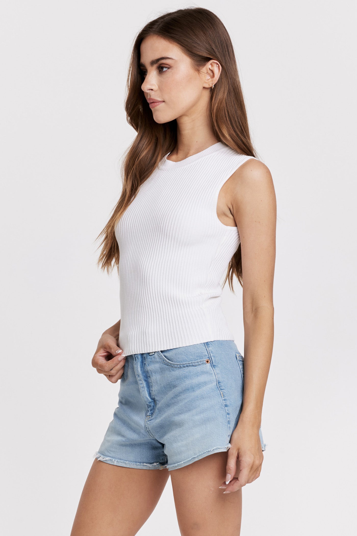 ANOTHER LOVE WHITE STIRLING TANK