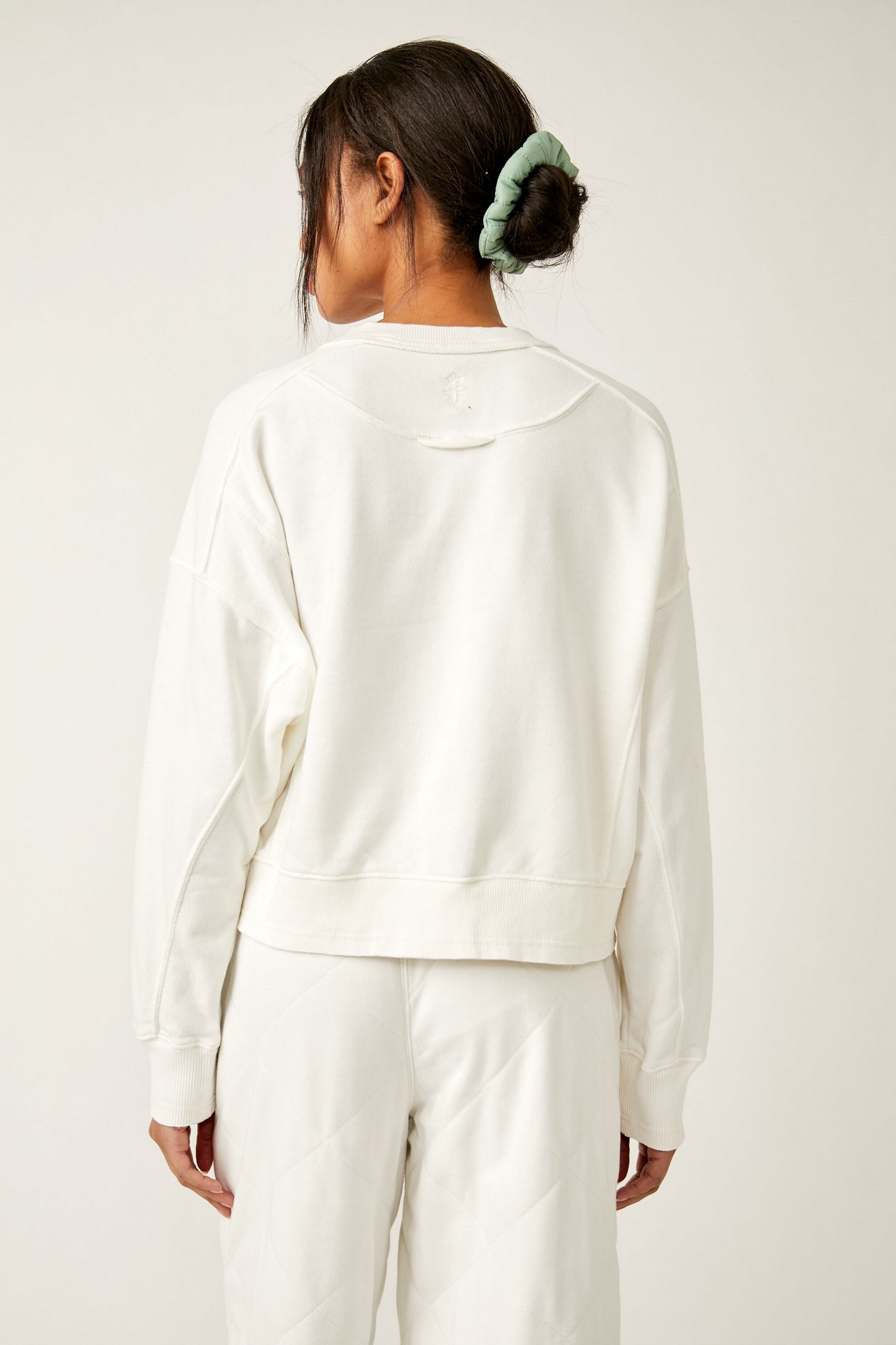 INTERCEPT PULLOVER