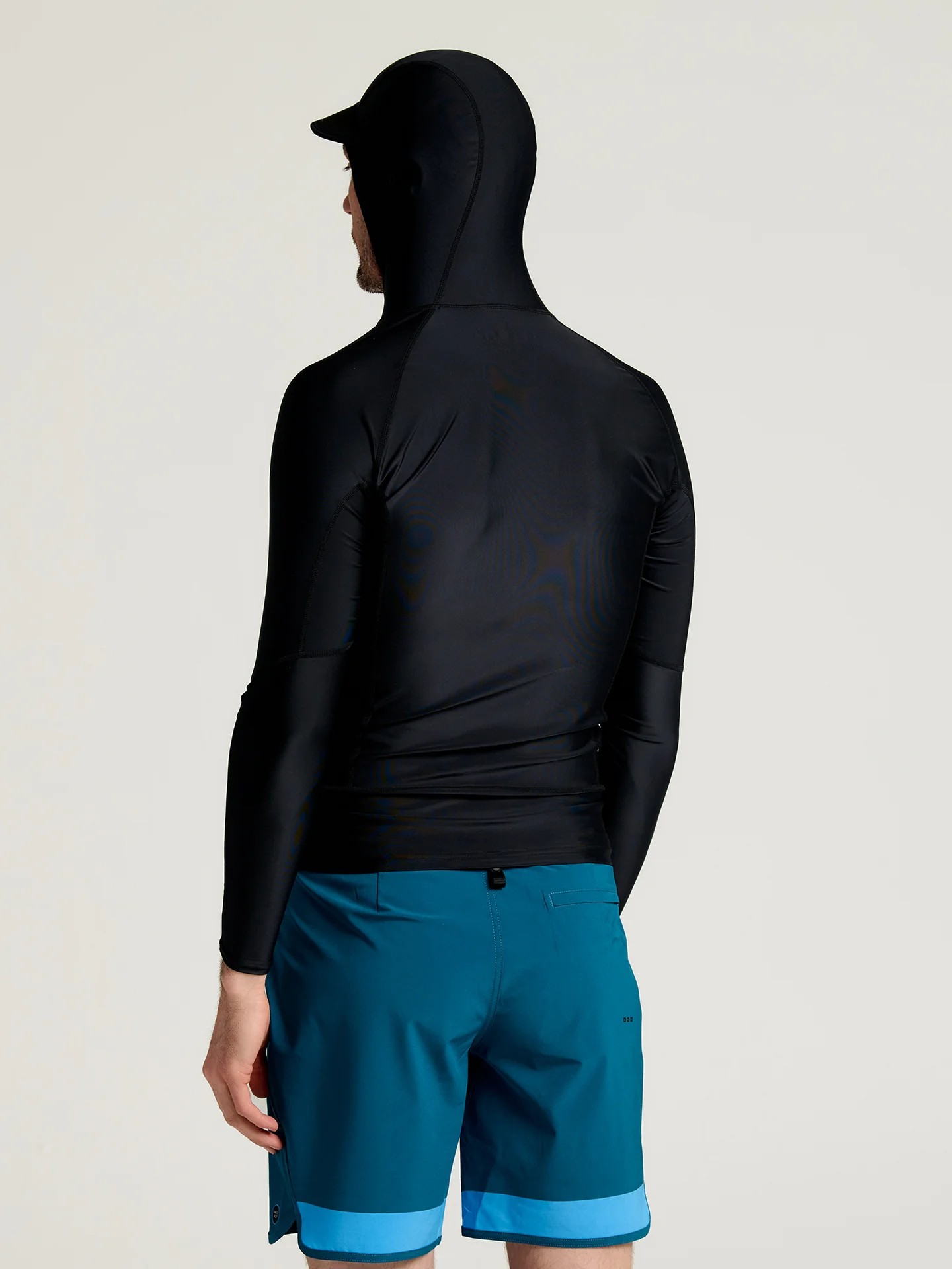 BLACK PINNACLE HOODED RASH GUARD