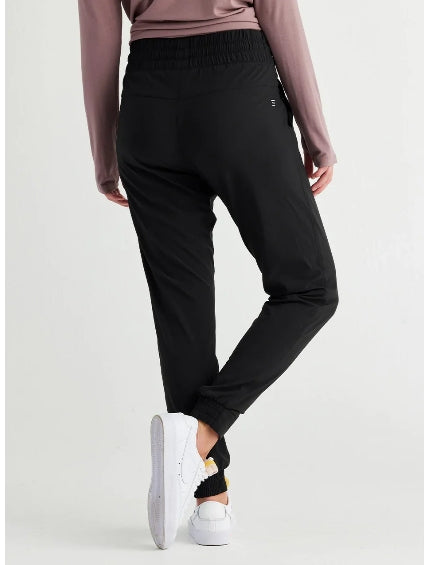 FREE FLY WOMEN'S BLACK PULL-ON BREEZE JOGGERS