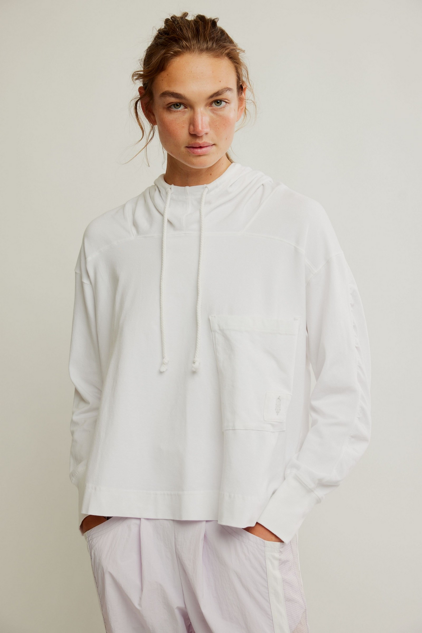 FREE PEOPLE WHITE HOT SHOT HOODED LAYER