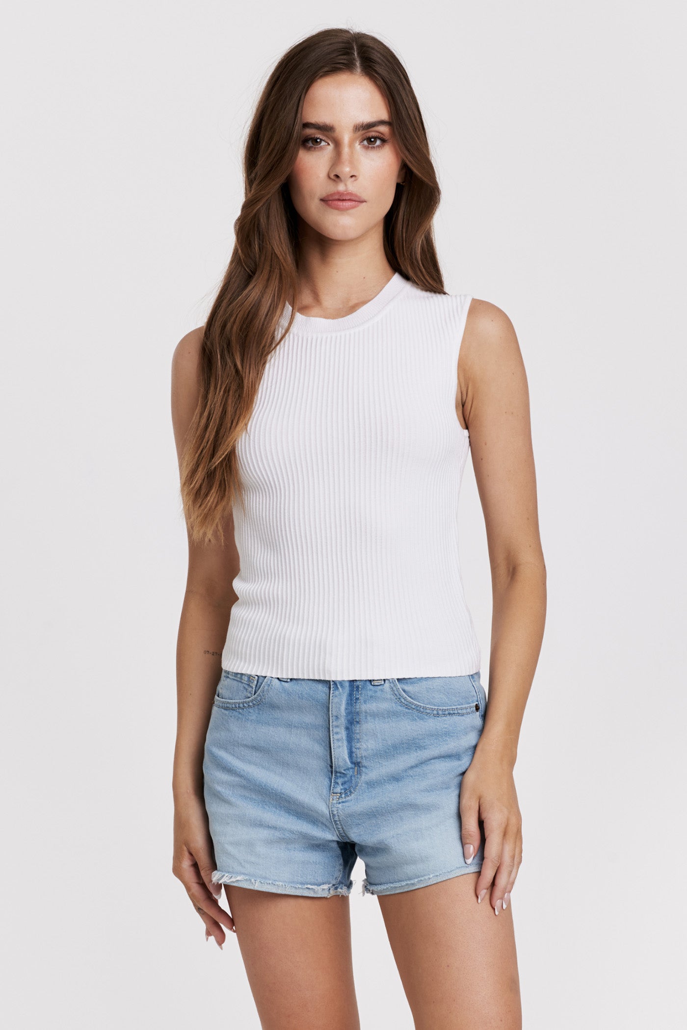ANOTHER LOVE WHITE STIRLING TANK