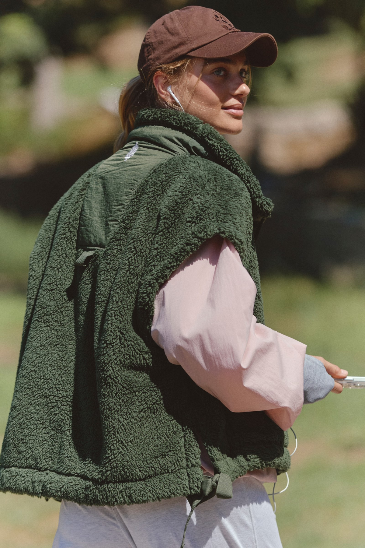 IVY SCOUT IT OUT FLEECE VEST