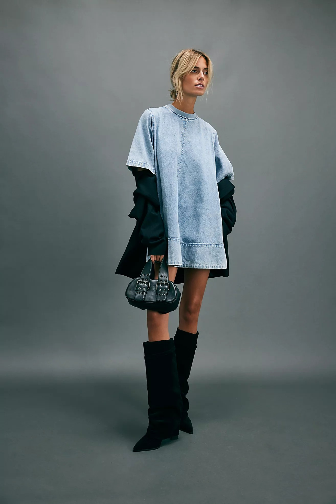 harlow denim mini dress Meet your wardrobe's new MVP! The Free People Harlow Denim Mini Dress is too good to resist! Comment denim for a link! . . . . . . #dillards #freepeople #denim #dress #trending #whattowear #styleinspo #ootd