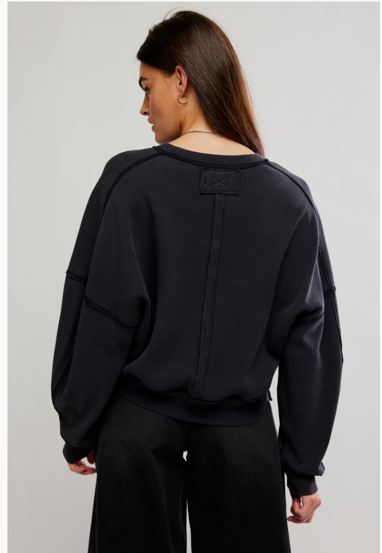 FREE PEOPLE BLACK SKYLINE TEE