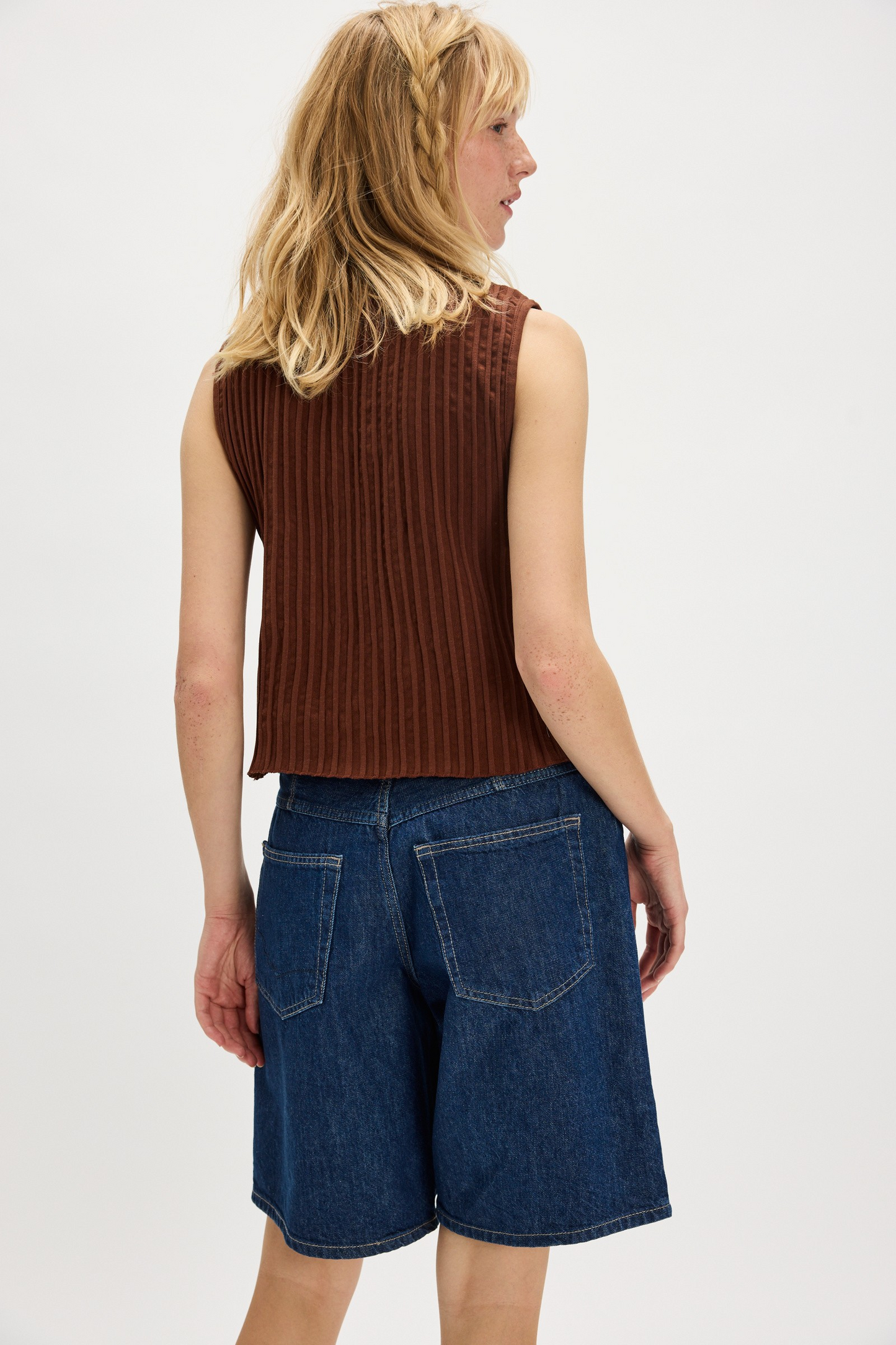 CHOCOLATE TILLY VEST