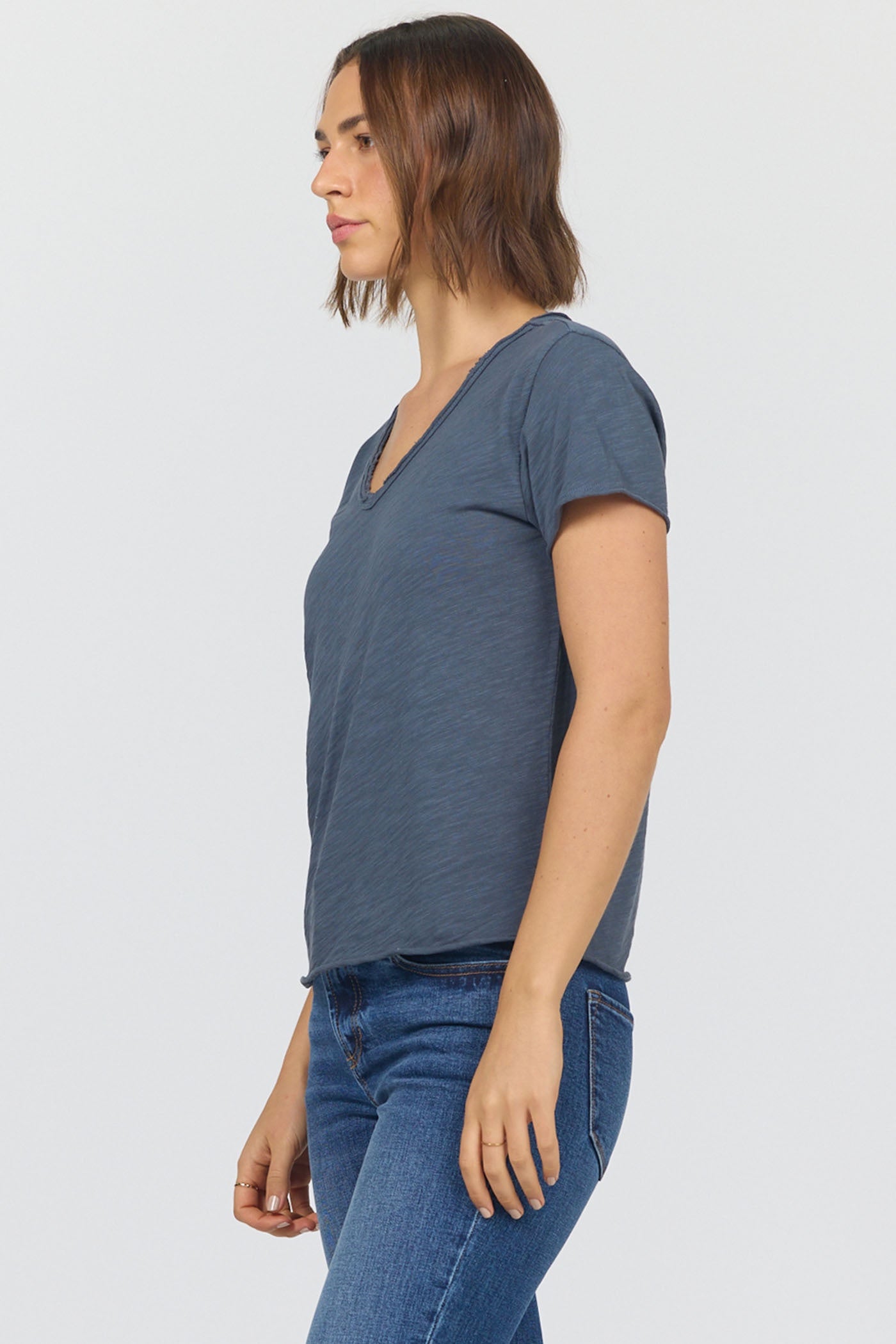 DEAR JOHN TURBULENCE VANYA TEE