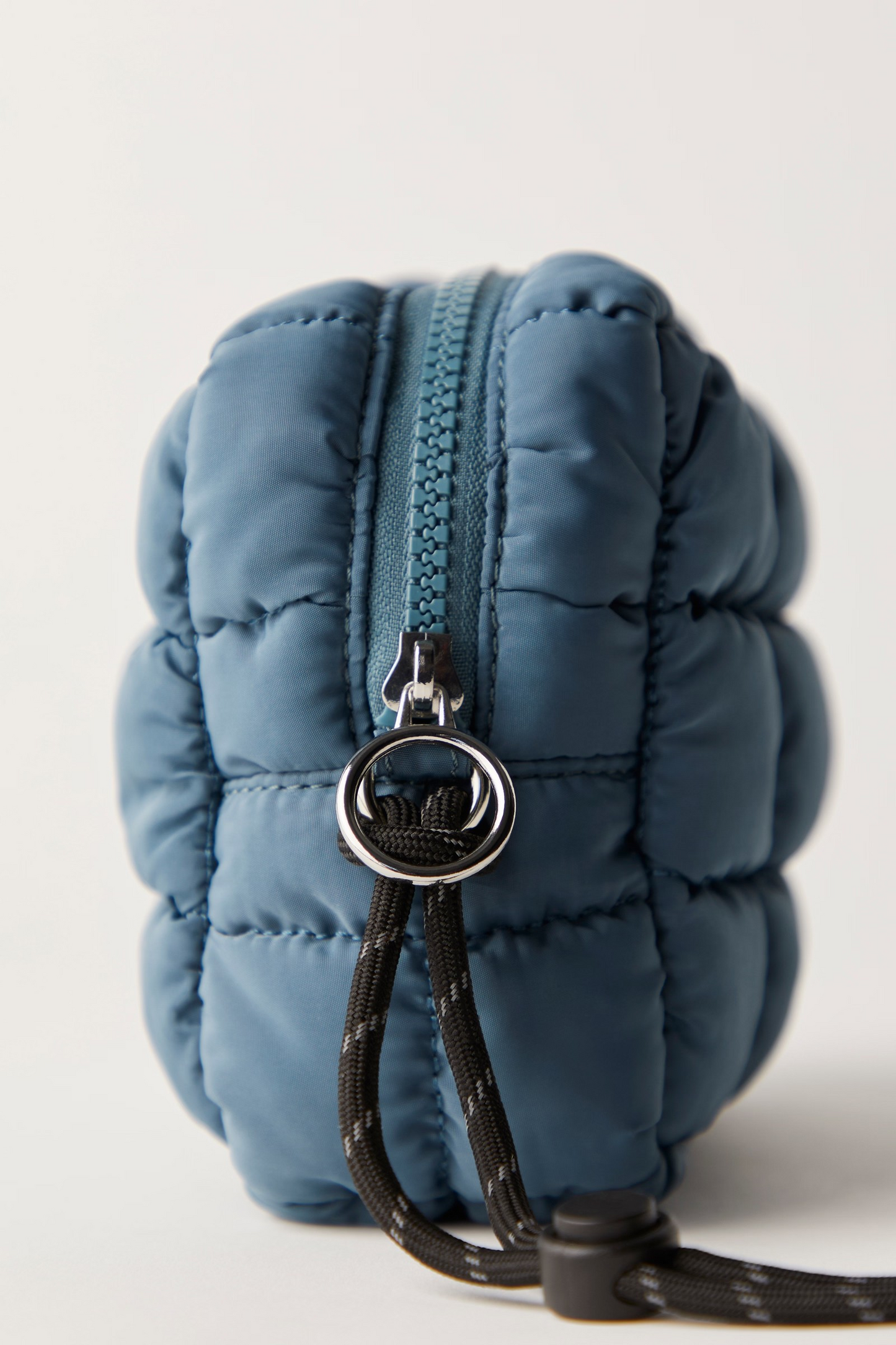 FREE PEOPLE SKYLINE QUILED MINI CASE