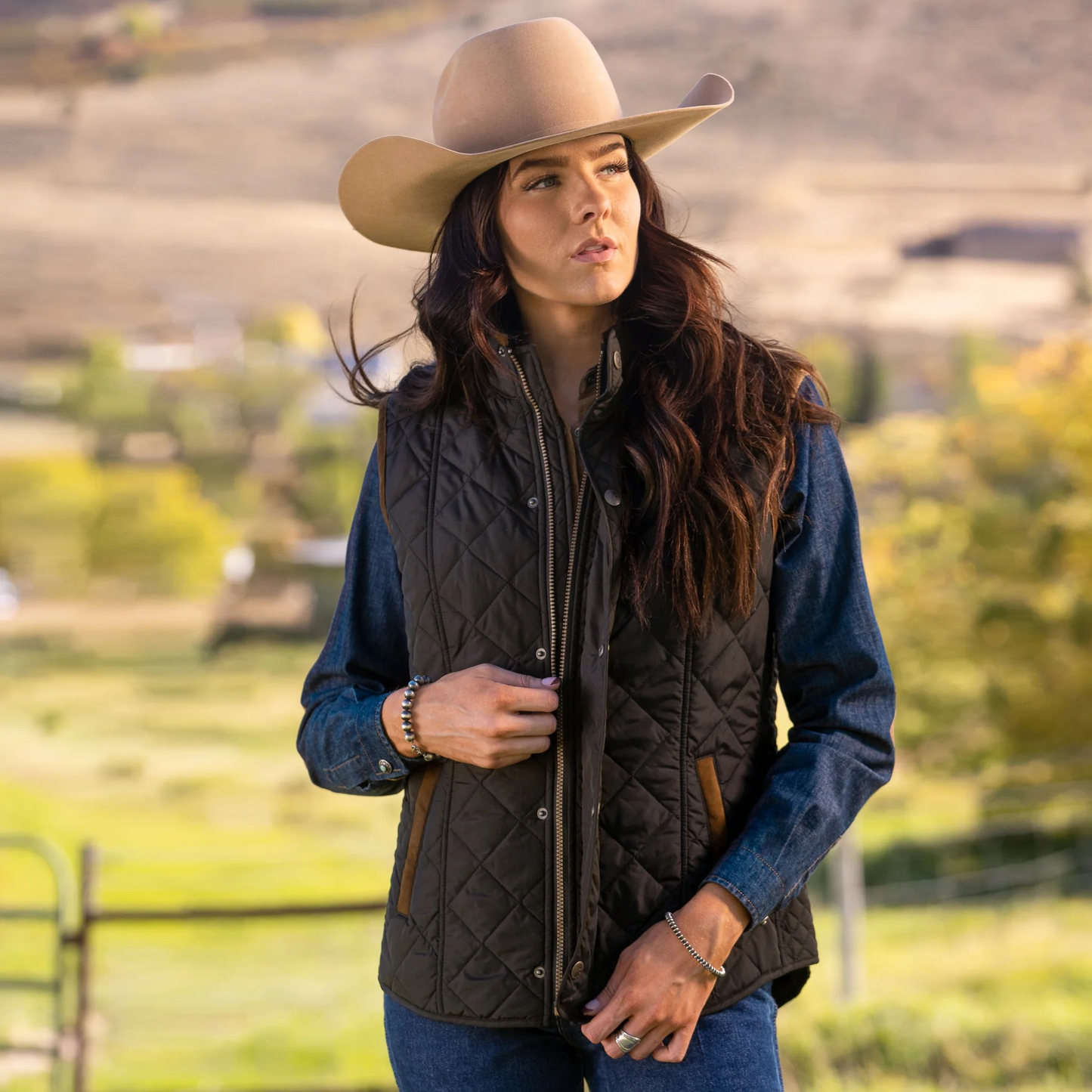 MADISON CREEK WOMEN'S VISTA QUILTED VEST