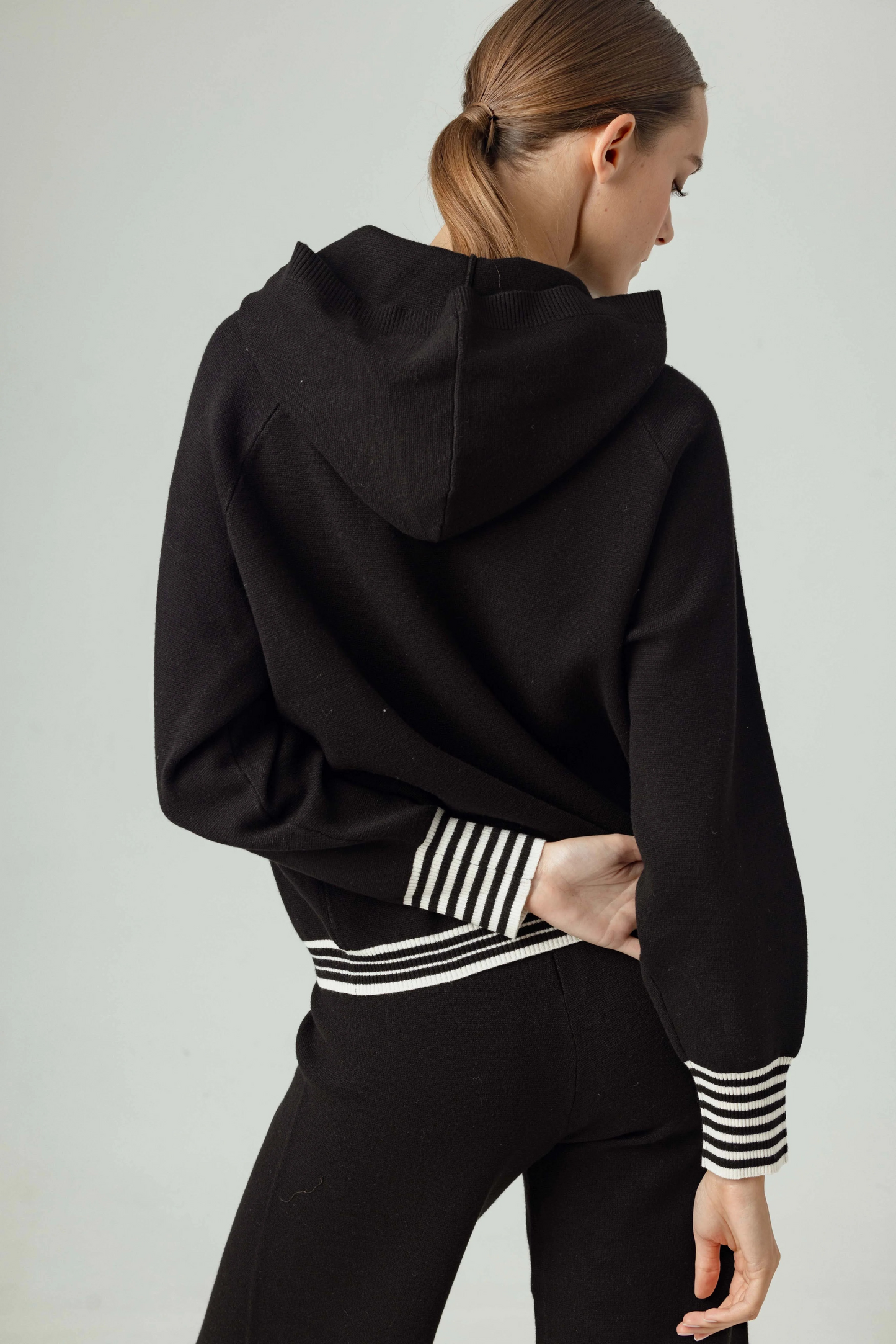 SUNDAYS BLACK AIRA HOODIE