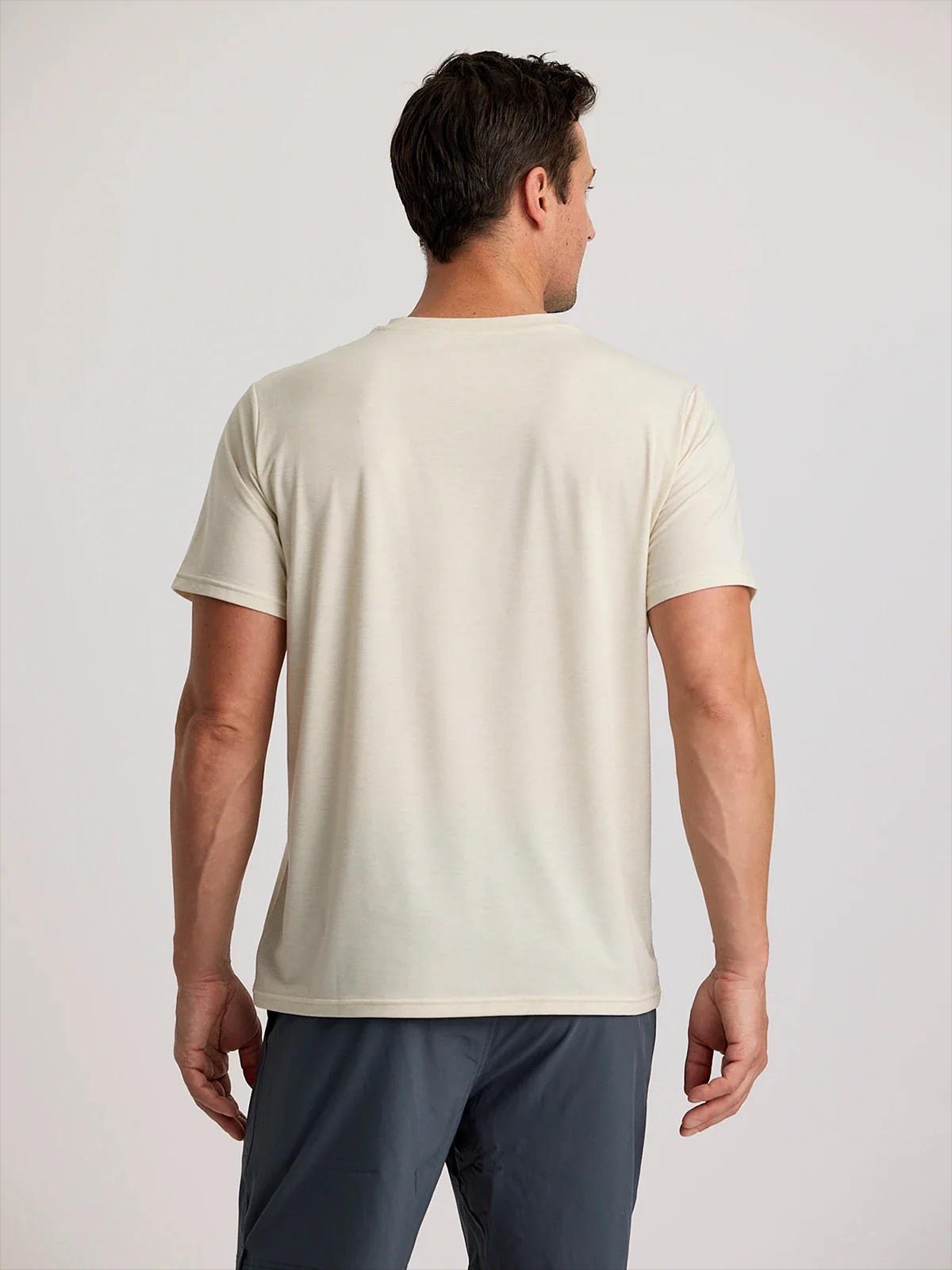ELEVATE LIGHTWEIGHT TEE