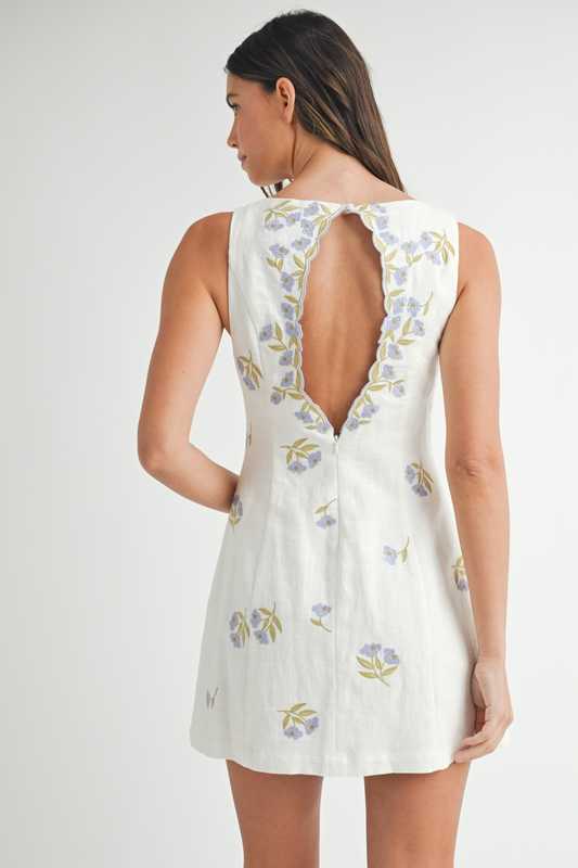 EMBROIDERED SQUARE NECK DRESS