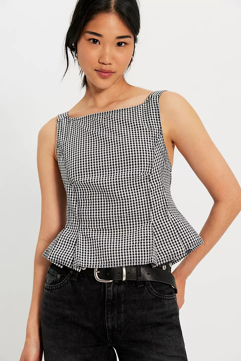BLACK AND WHITE SUN FADED TOP