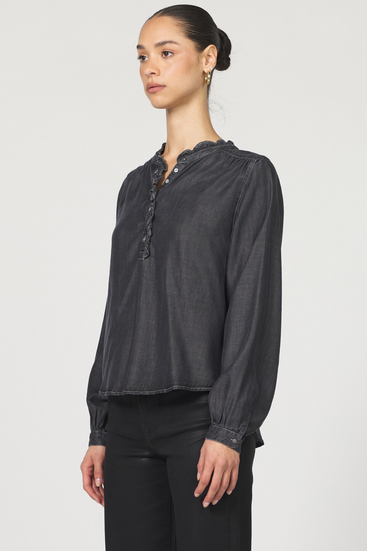ASH CHATRA LONG SLEEVE TOP