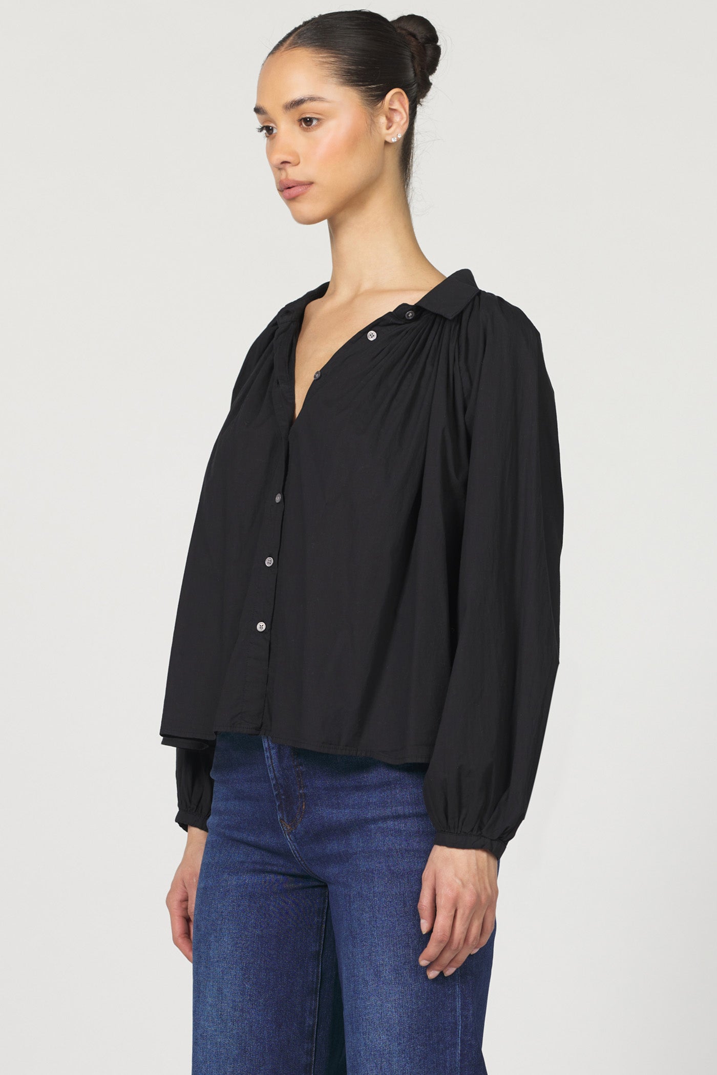 BLACK BENEDICT LONG SLEEVE SHIRT
