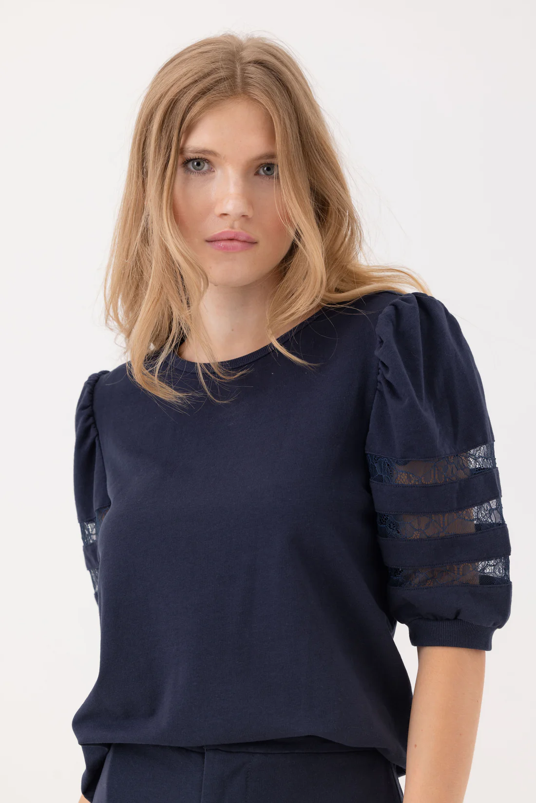 SUNDAYS NAVY CAMILLE PULLOVER