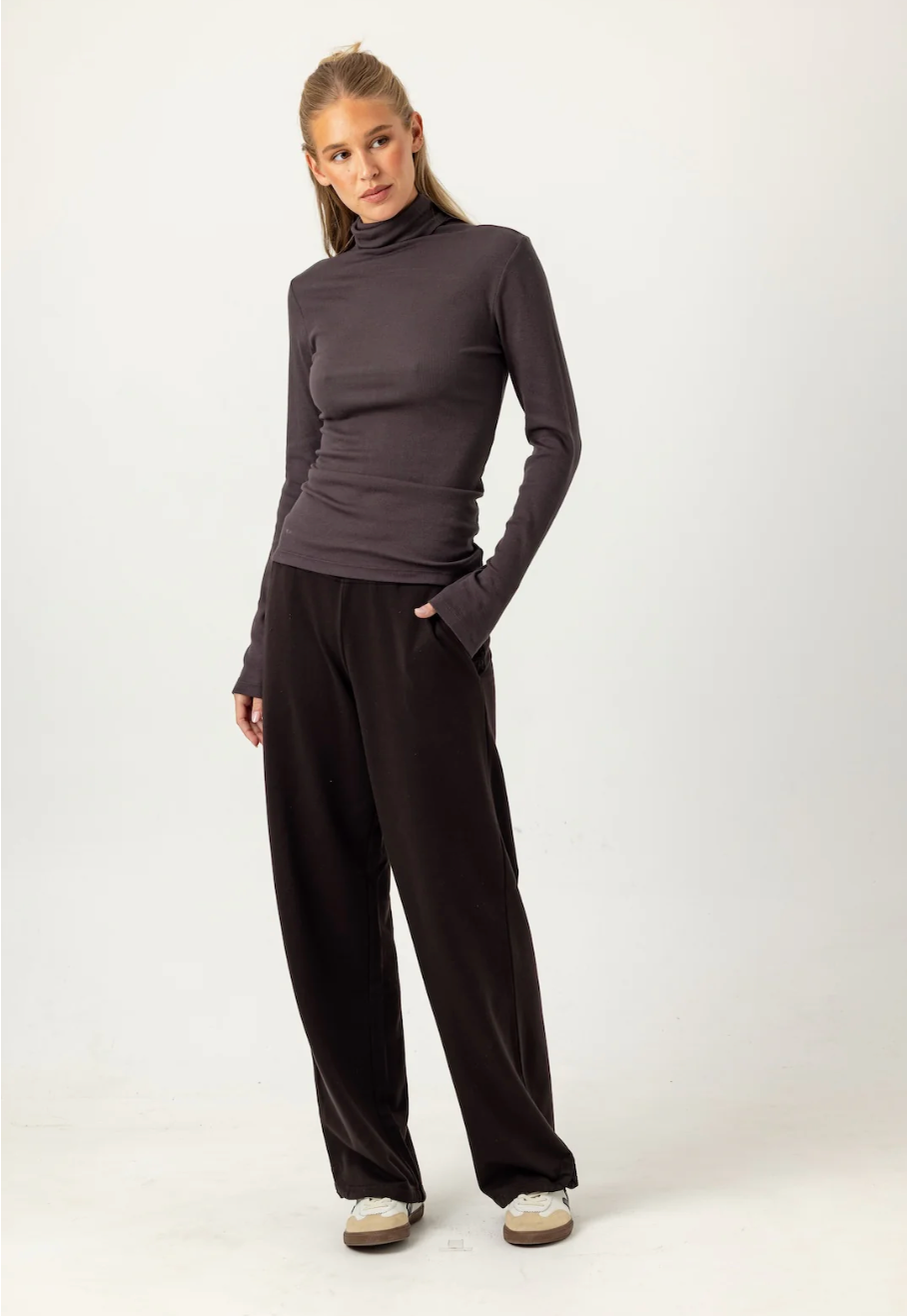 ESPRESSO KATYA TURTLENECK