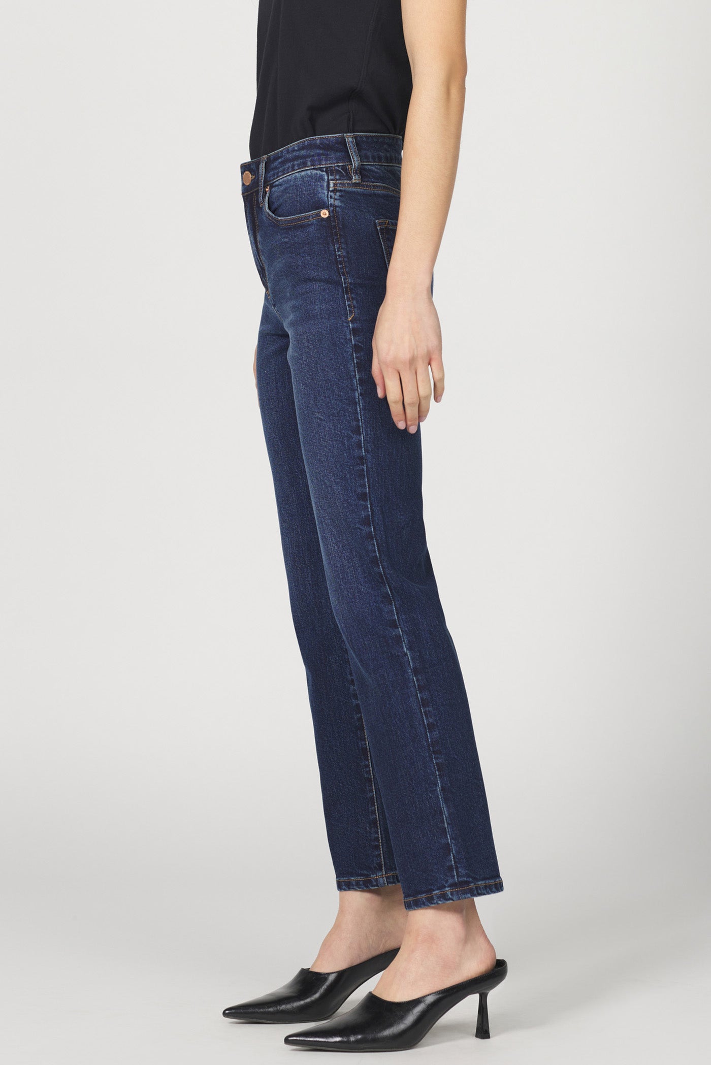 MOONLIGHT ANIKA STRAIGHT LEG JEAN