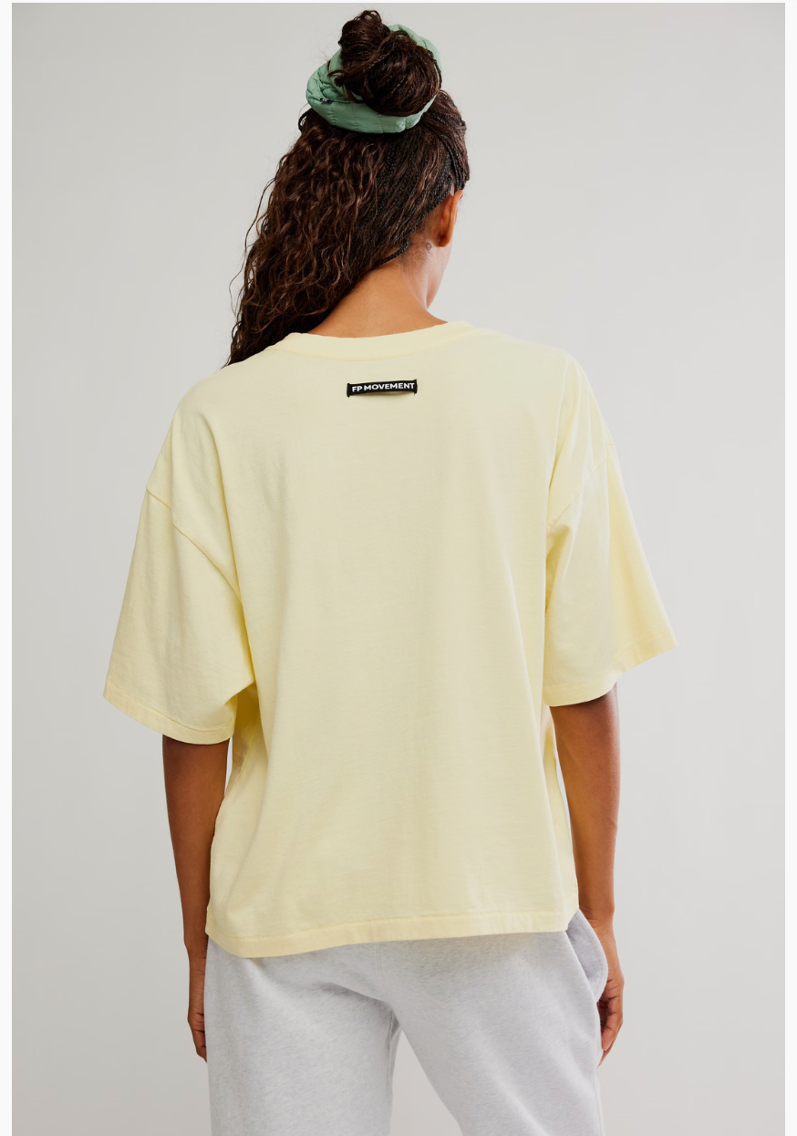 SUNLIT YELLOW TACKLE TEE