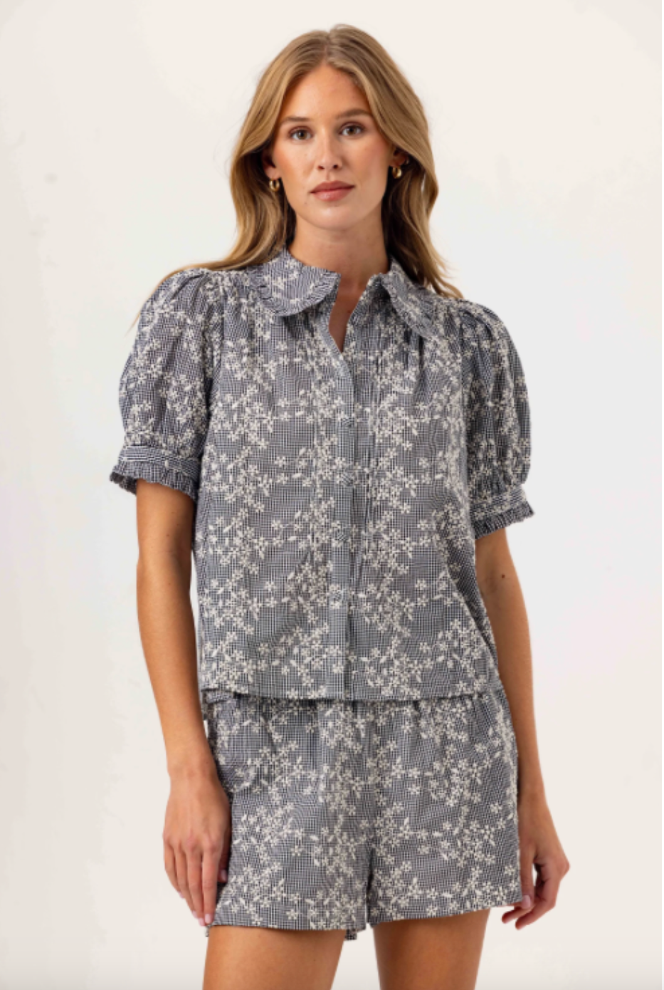 SUNDAYS FLORAL EMBROIDERED LOTUS SHIRT
