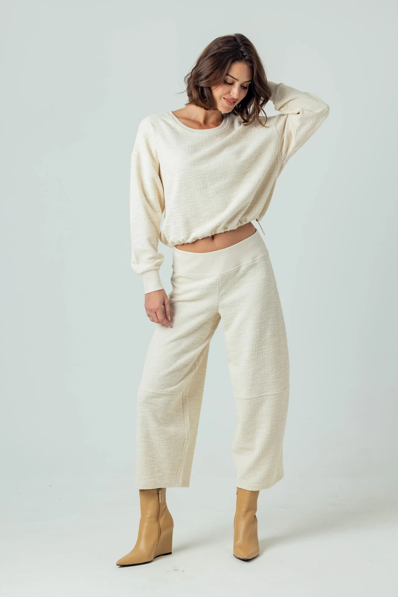 COCONUT MILK MIRI TOP