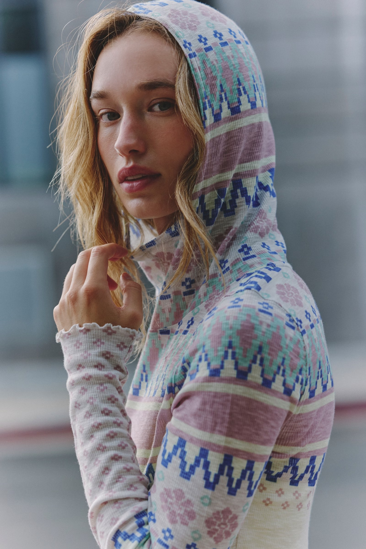 BREATHE EASY PRINTED LAYER TEE