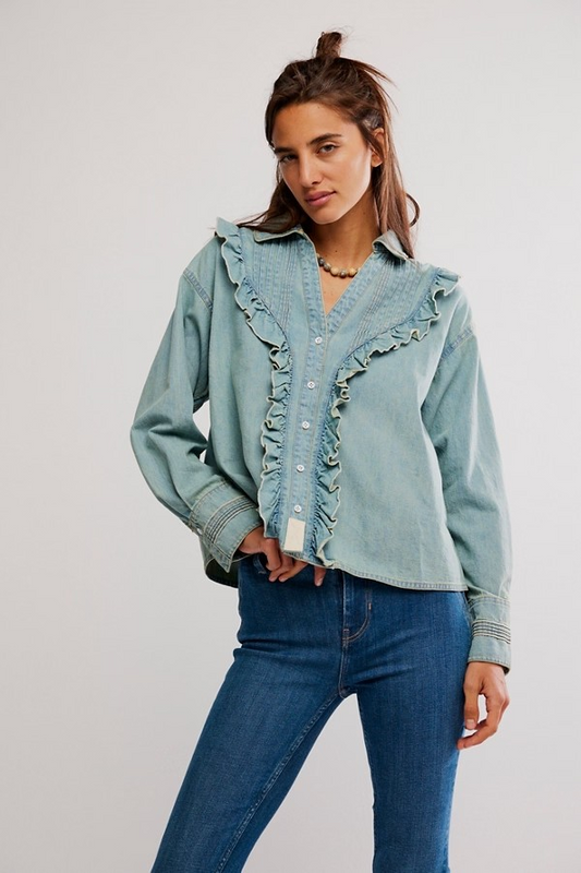 TATTERED AND RUFFLED TOP