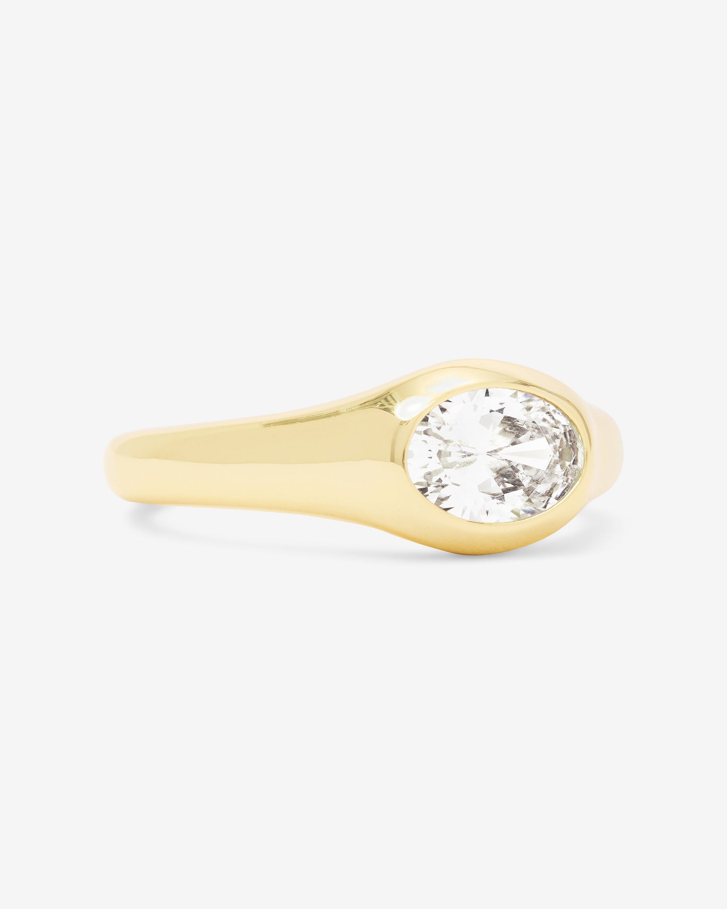 MELINDA MARIA SHE'S A BOSS SIGNET RING- GOLD