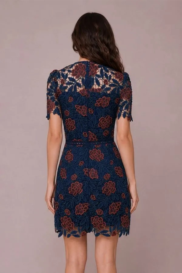 FLORAL LACE MINI DRESS