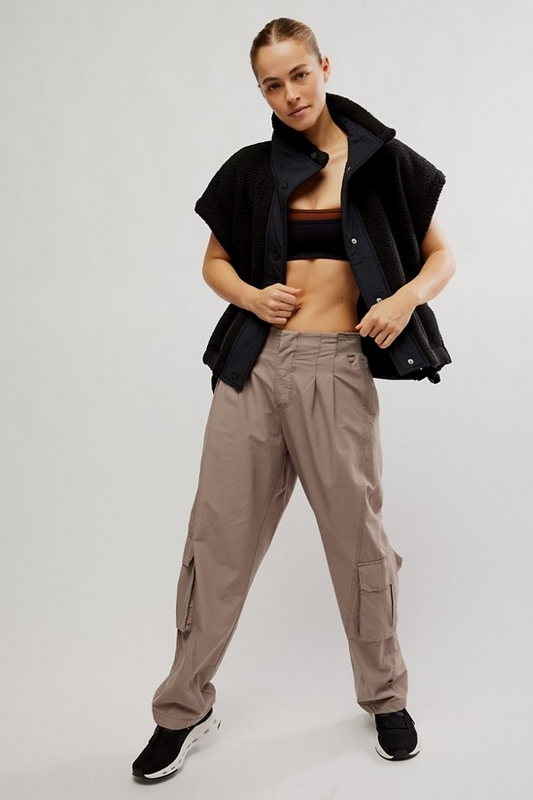 BLACK SCOUT IT OUT FLEECE VEST