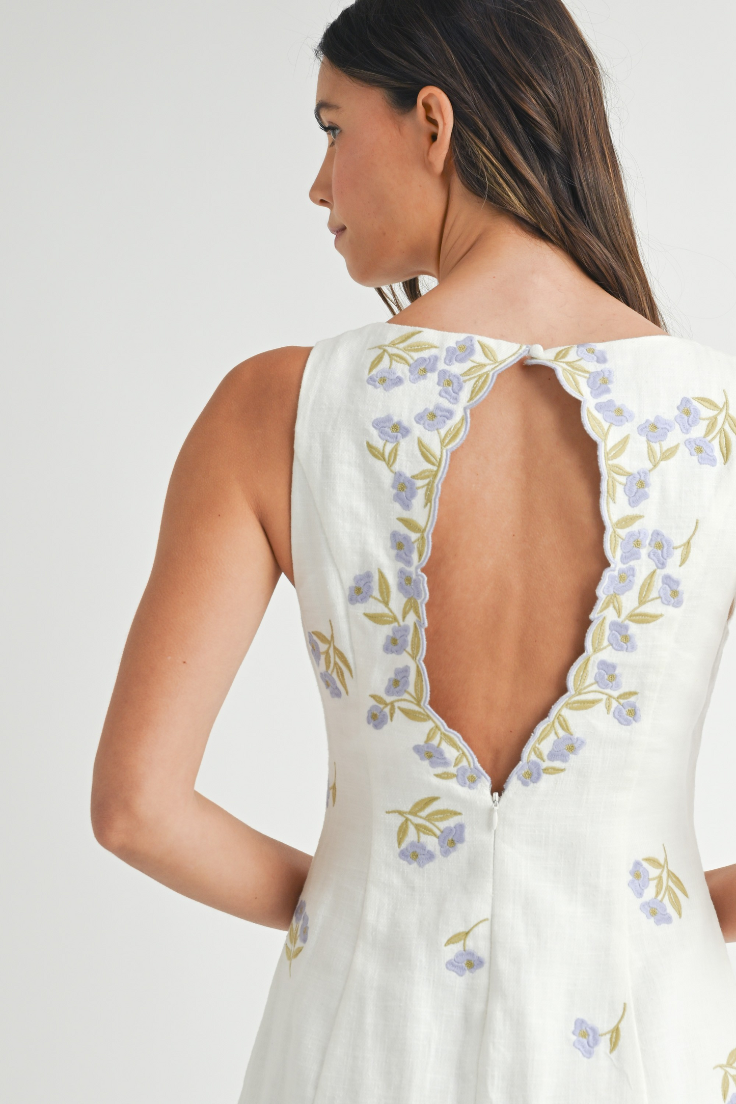 EMBROIDERED SQUARE NECK DRESS