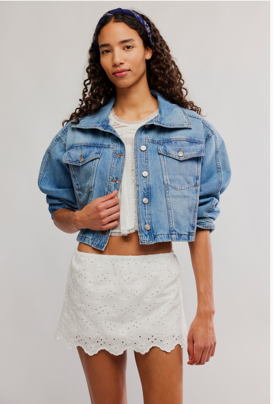 EYES ON YOU SKORT