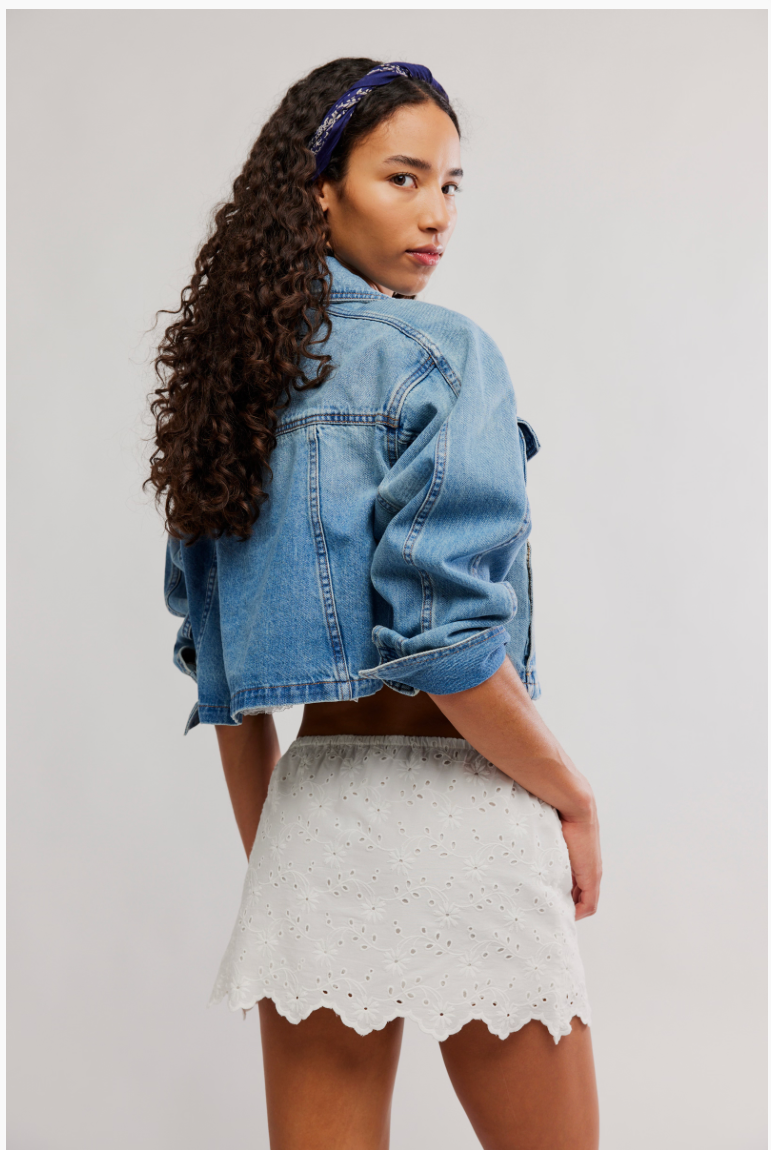 EYES ON YOU SKORT