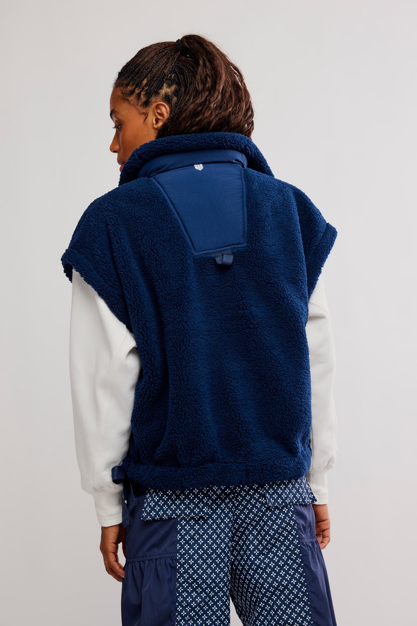 NAVY SCOUT IT OUT FLEECE VEST