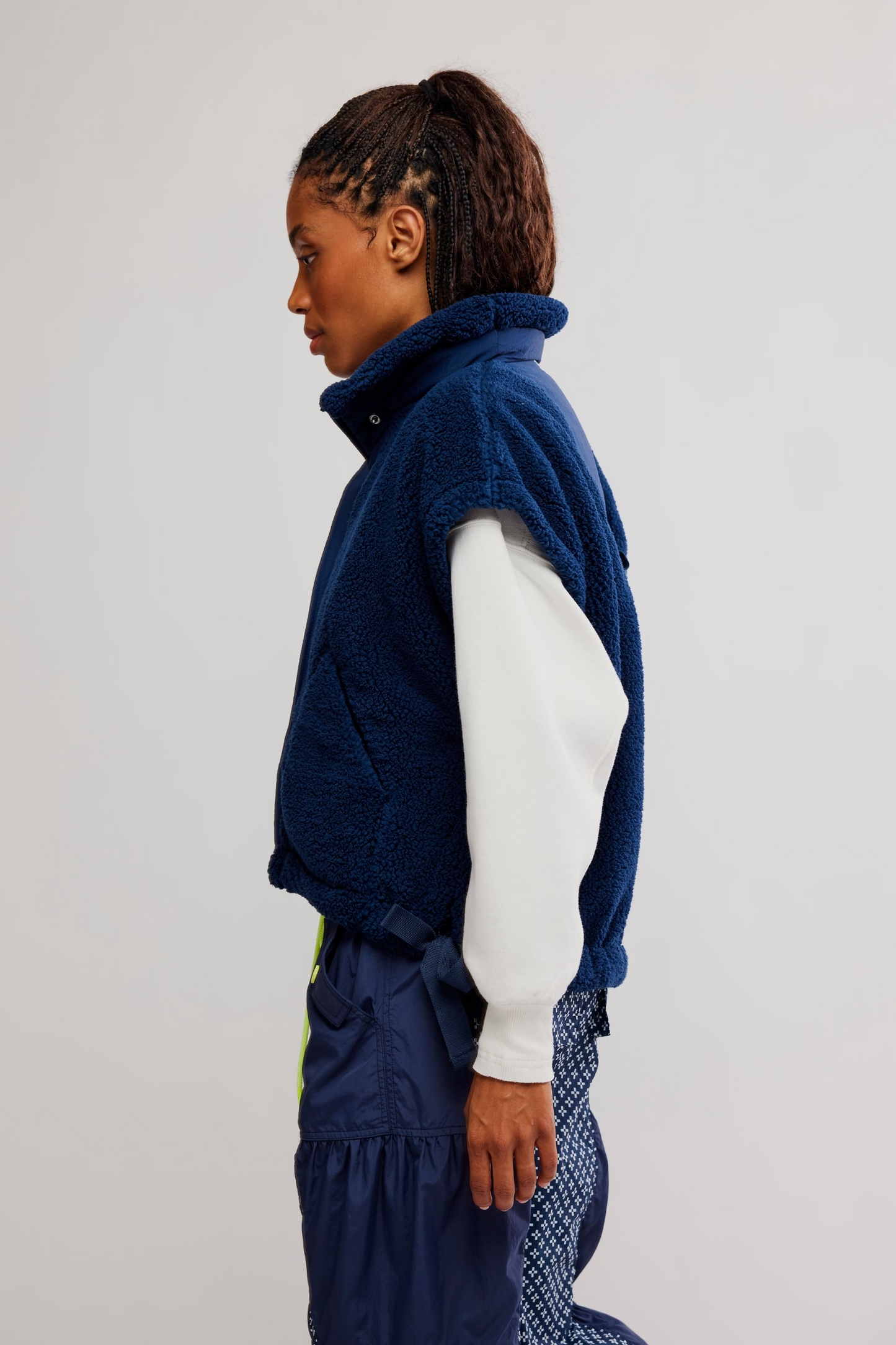 NAVY SCOUT IT OUT FLEECE VEST