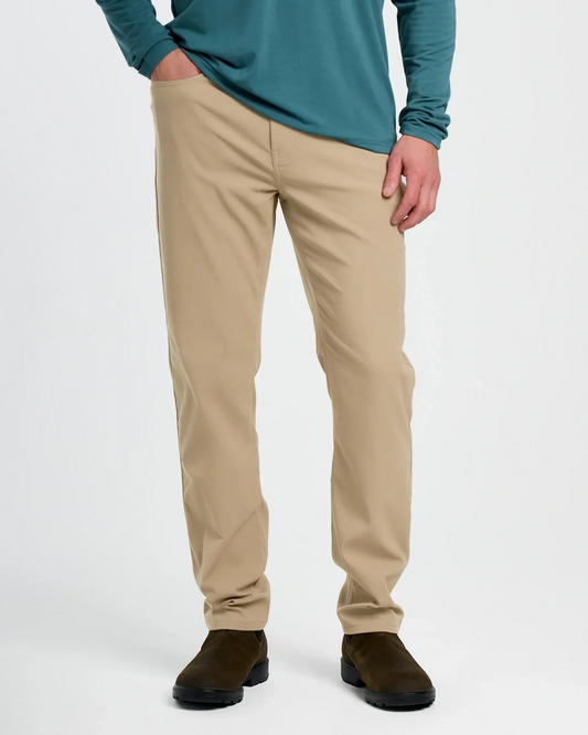 DESERT TAN MEN'S PASSAGE FIVE POCKET PANT