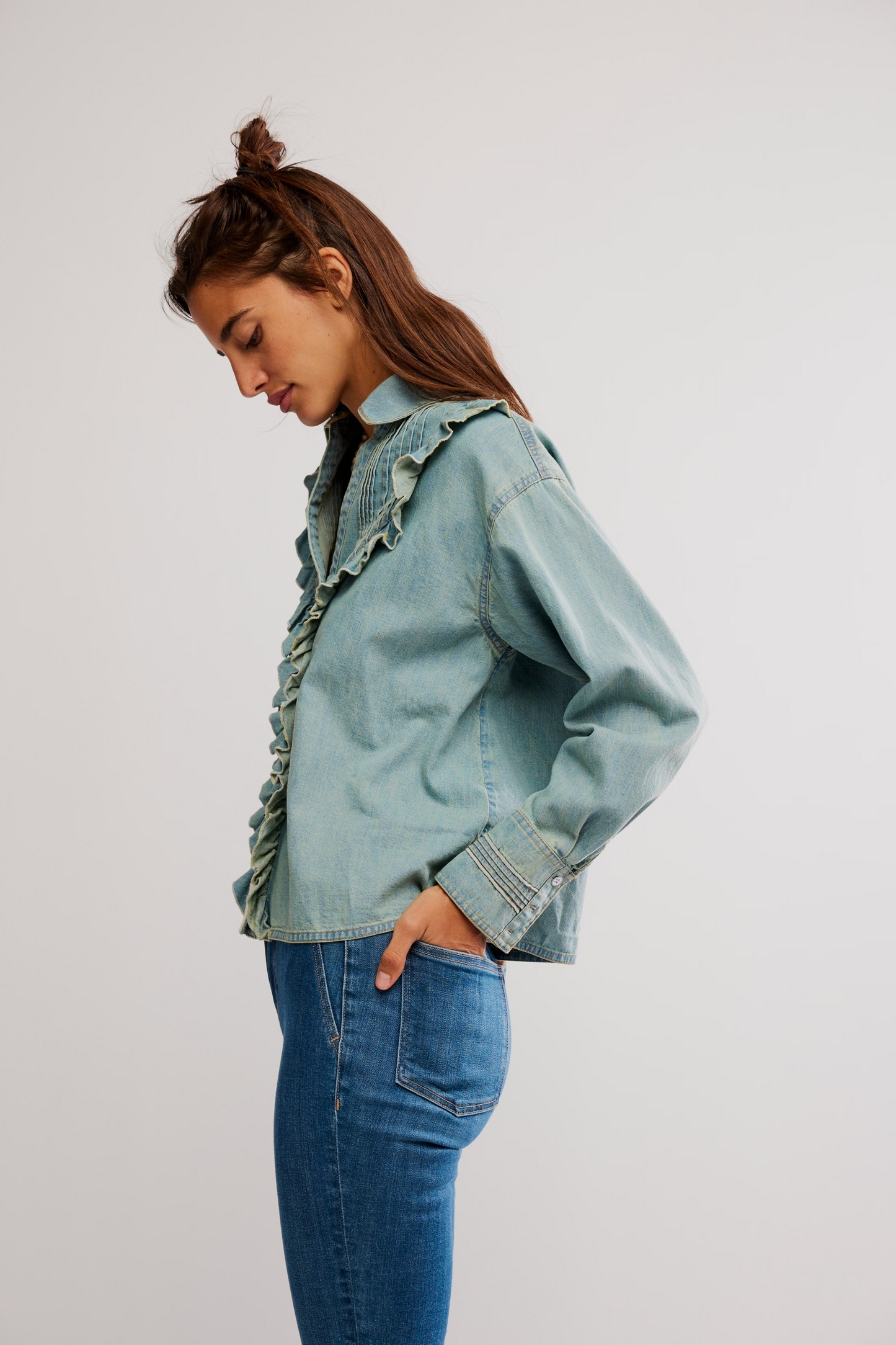 TATTERED AND RUFFLED TOP