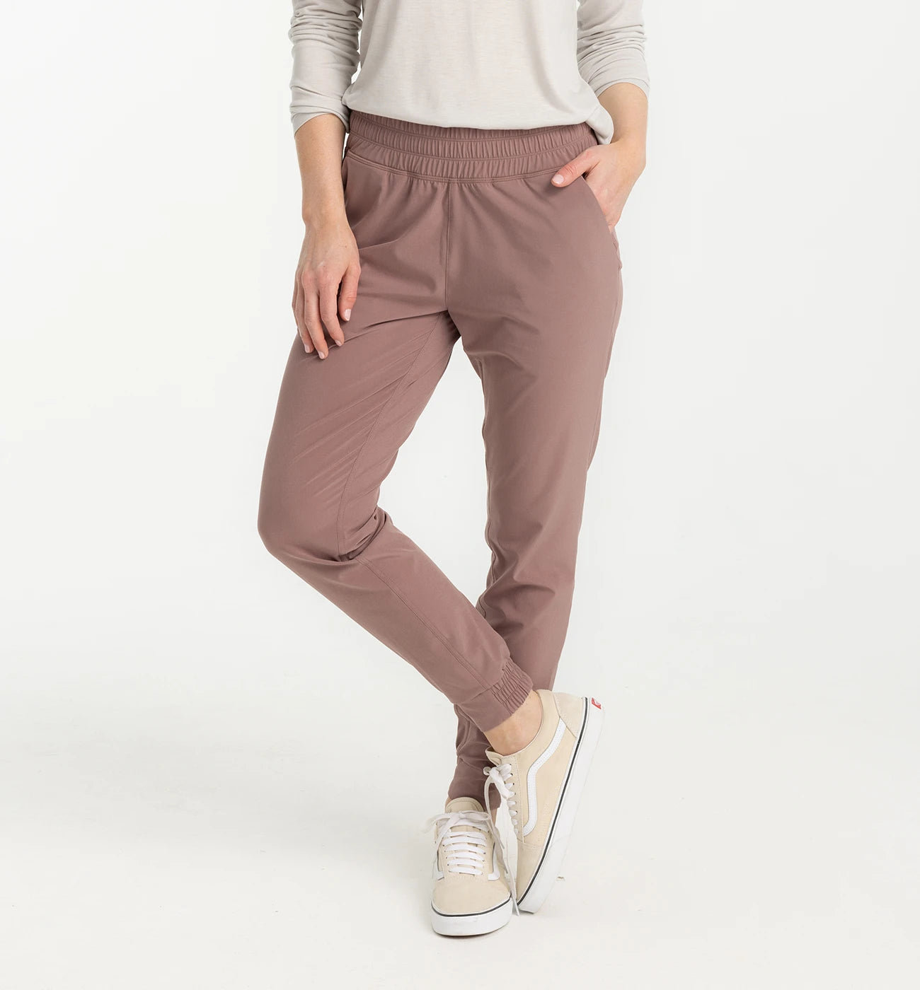 FREE FLY FIG WOMEN'S PULL-ON BREEZE JOGGER