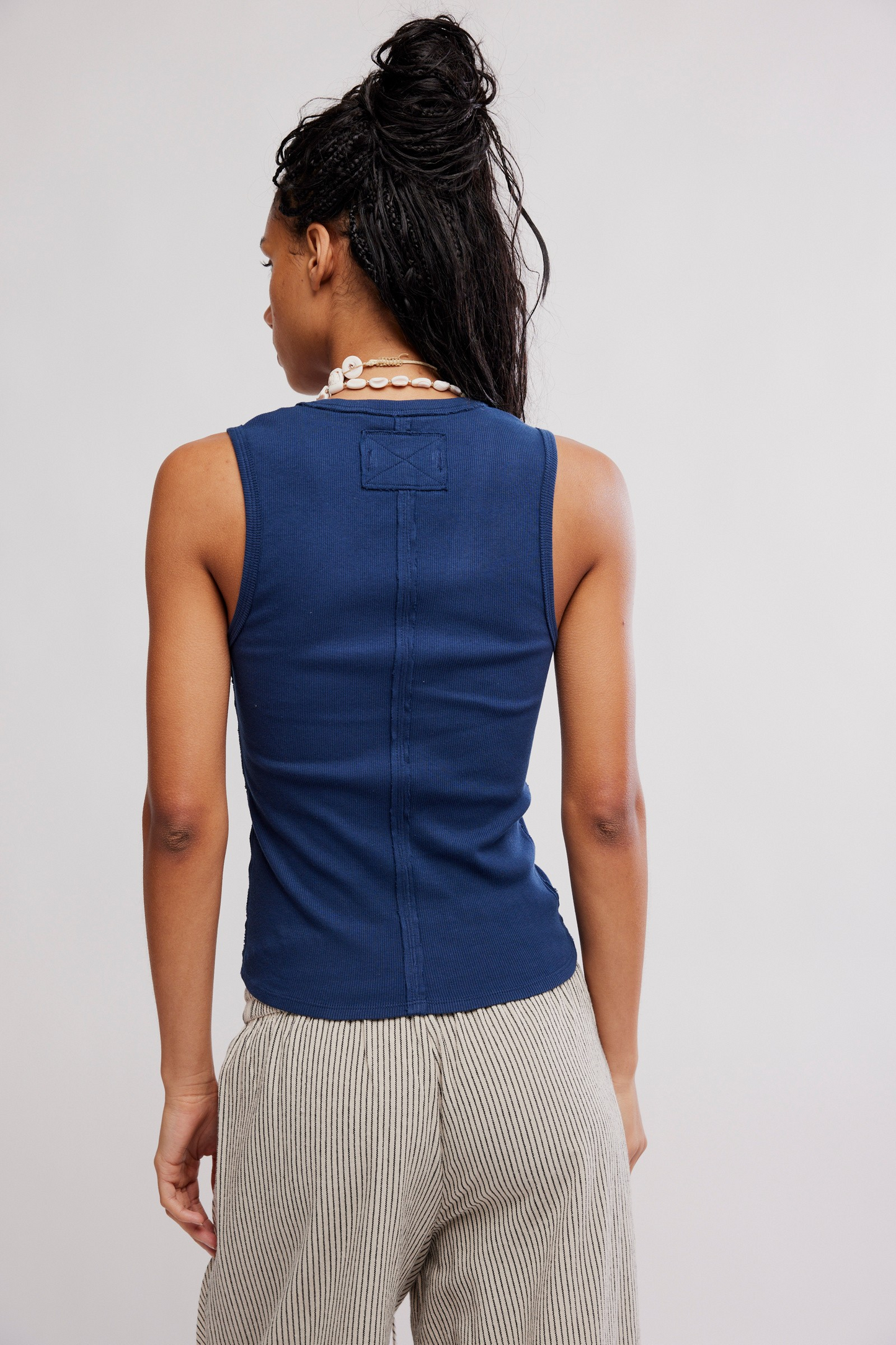 DEEP IRIS NERIA TANK