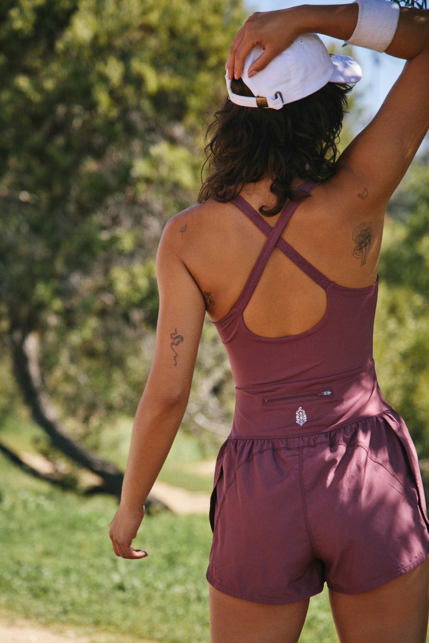 CLOVE RIGHTEOUS RUNSIE