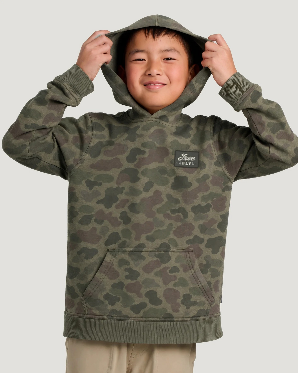 FREE FLY YOUTH CAMO OUTFITTERS FLEECE HOODIE