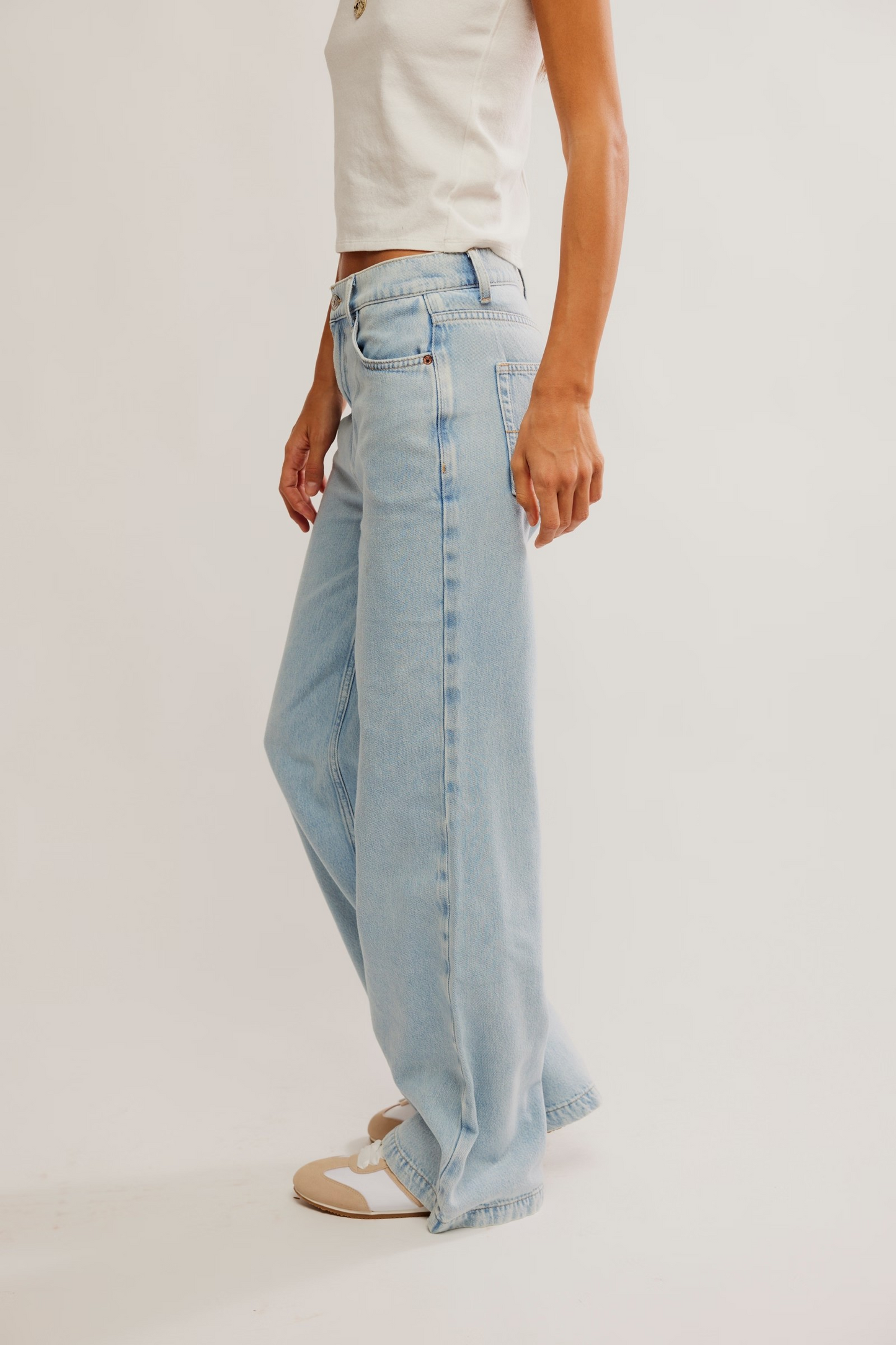 FREE PEOPLE ROAM FREE STRIDE JEAN