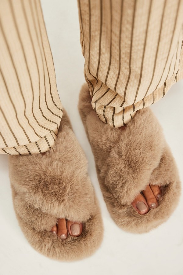 MINK COUNTING SHEEP SLIPPERS