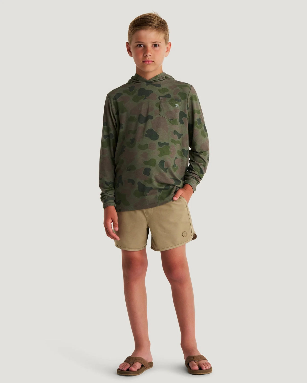FREE FLY YOUTH VINTAGE CAMO OIL GREEN BAMBOO SHADE HOODIE
