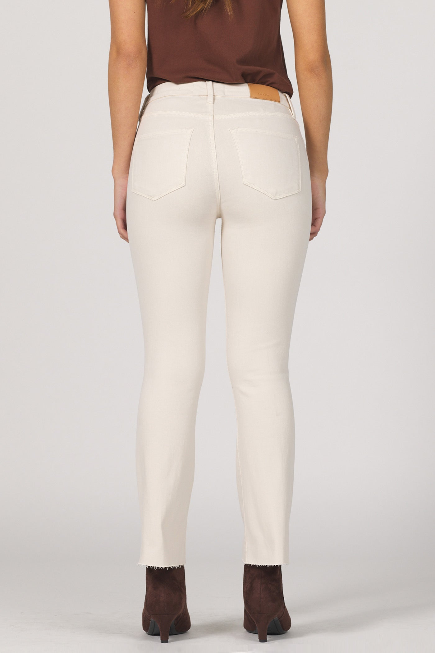 WHITECAP GRAY JEANNE FLARE JEAN