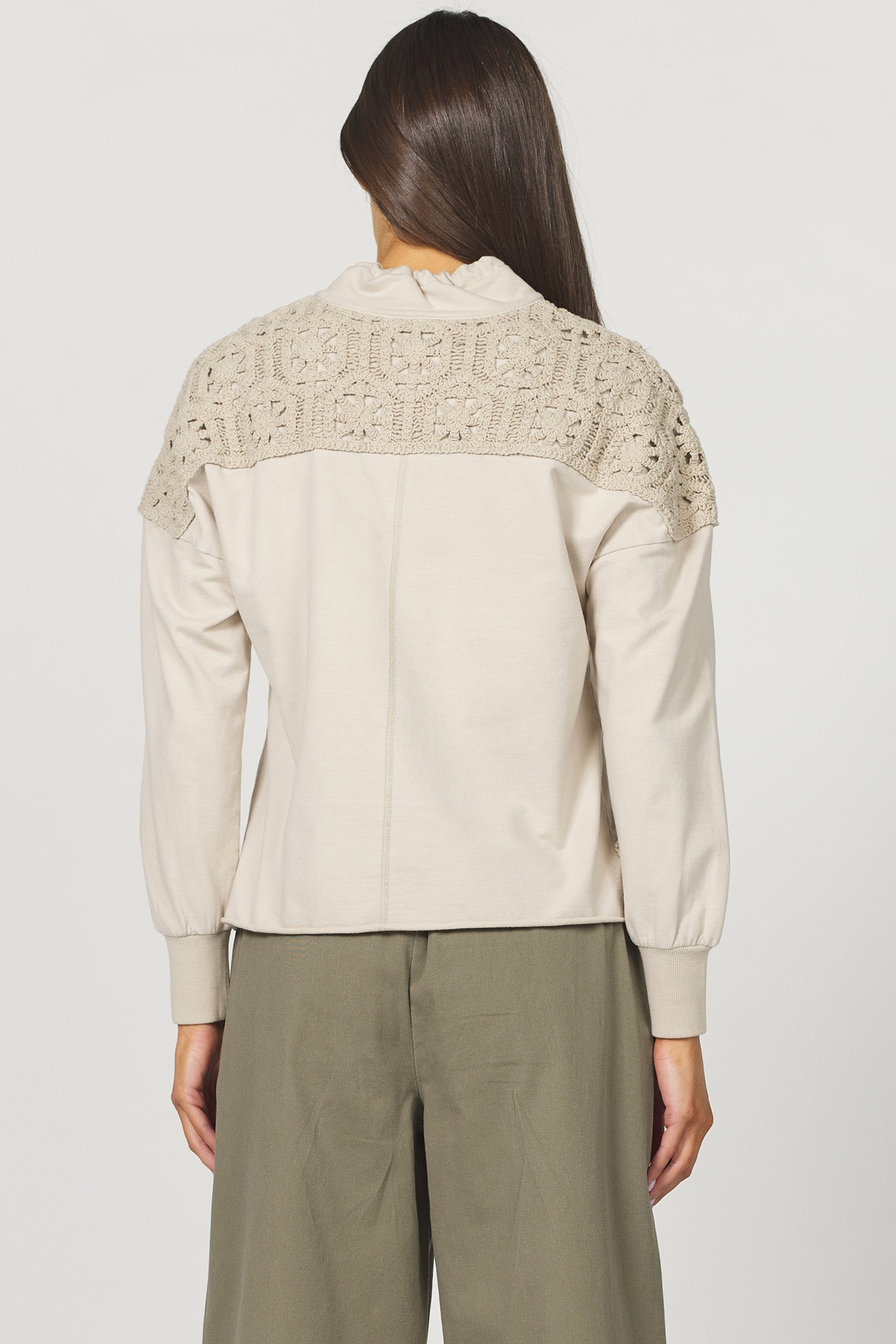 OYSTER KENDRI CROCHET PULLOVER