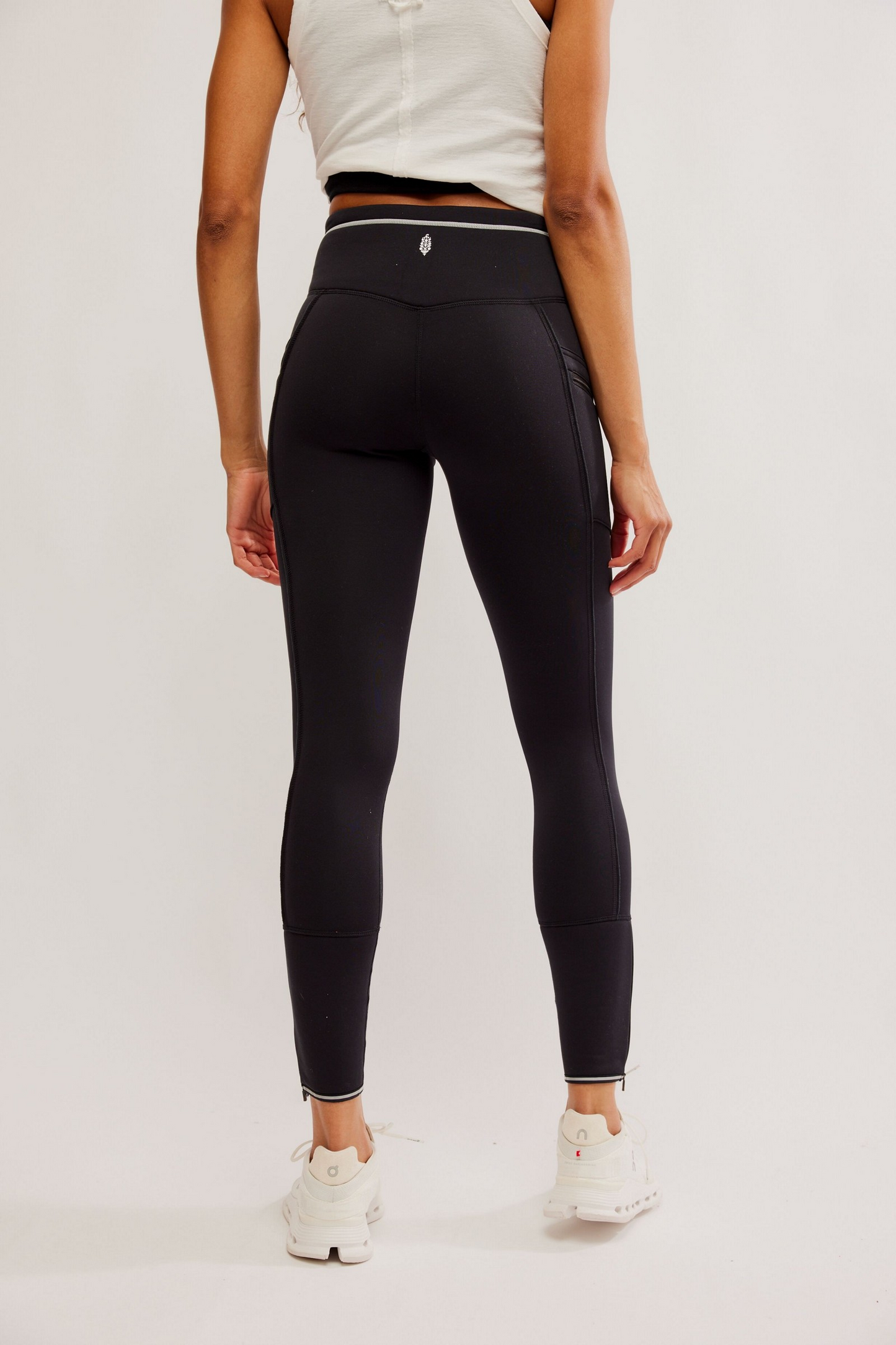 FREE PEOPLE BLACK KEEPIN COZY LEGGING