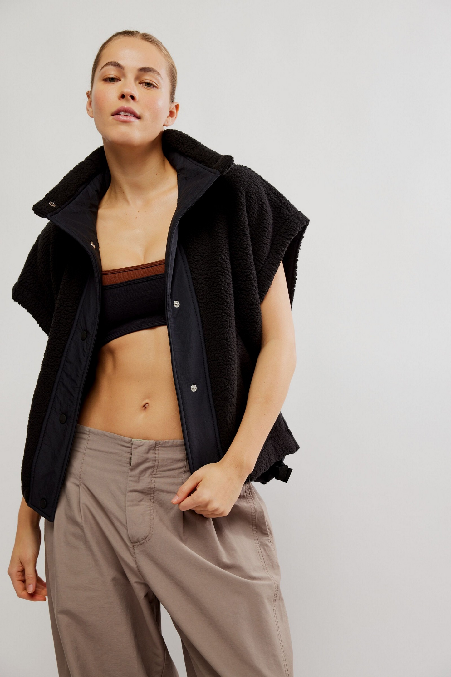 BLACK SCOUT IT OUT FLEECE VEST