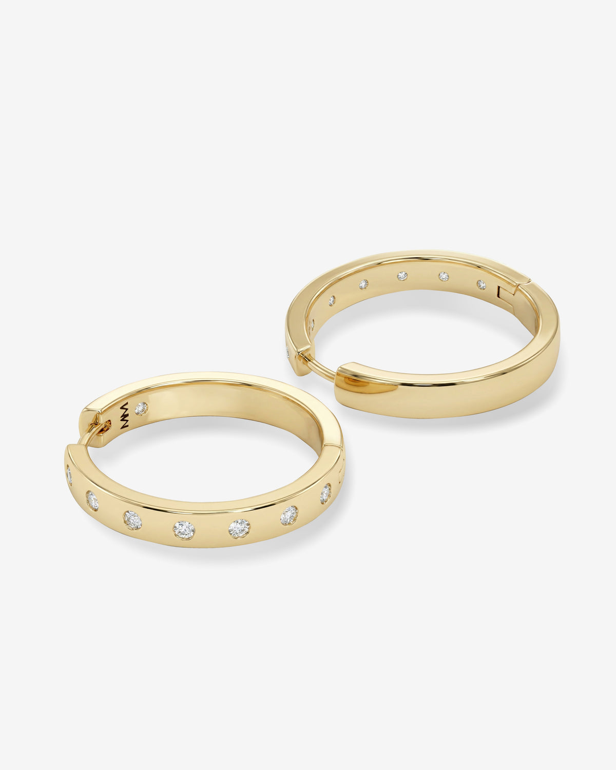 MELINDA MARIA REVERSIBLE HOOPS 1"